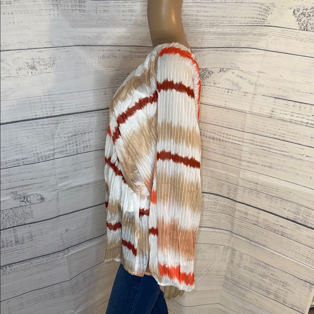 NWOT Women's V-Neck Flowy Blouse in Cream and Rust - Picture 7 of 10